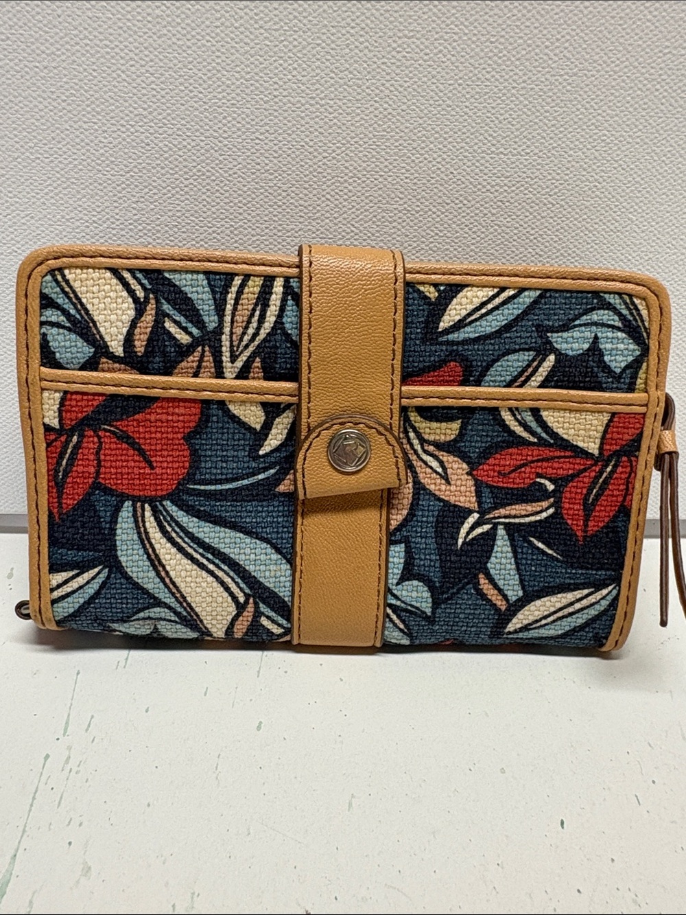 Relic Floral Canvas Wallet with Tan Trim and Red Accents